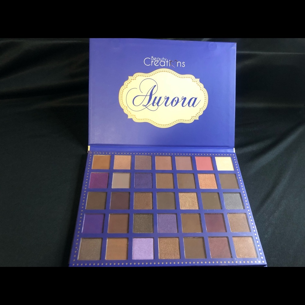 Beauty Creation eyeshadows Aurora pallete